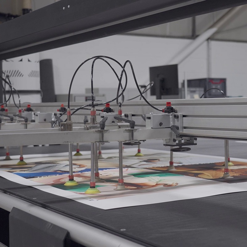 Manufacturing video production image ultima displays